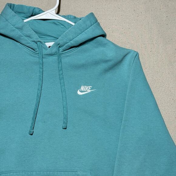 Nike Sportswear Club Fleece Hoodie Men Size M Sweatshirt Teal Blue BV2654 345 - Picture 3 of 8